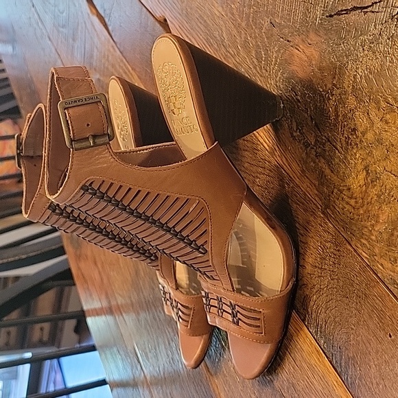 Vince Camuto size 8 Brown Wedge Sandals - Picture 3 of 8